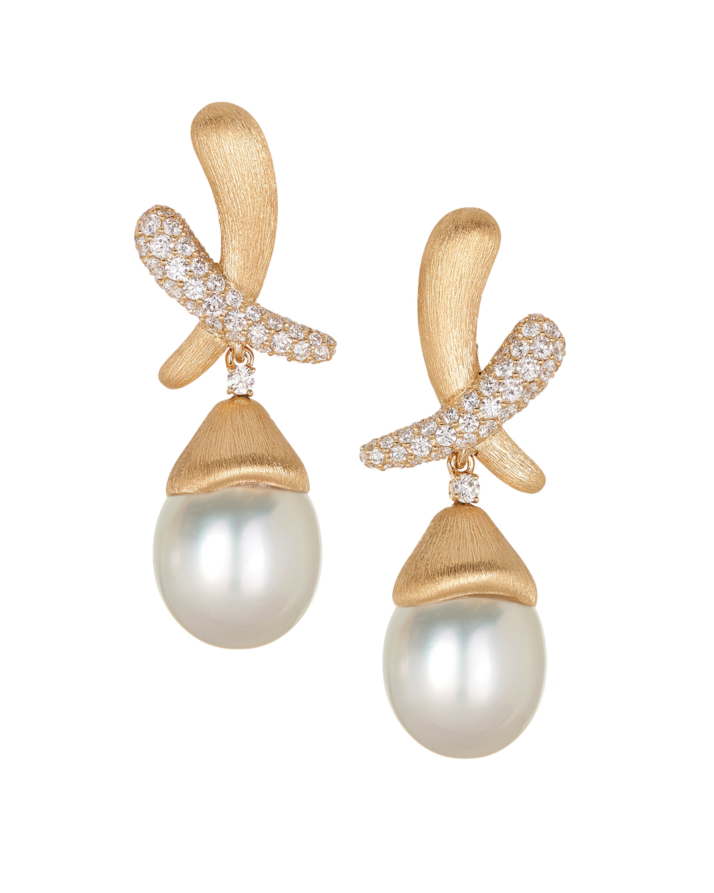 Kiss with South Sea Pearl Drop Earrings