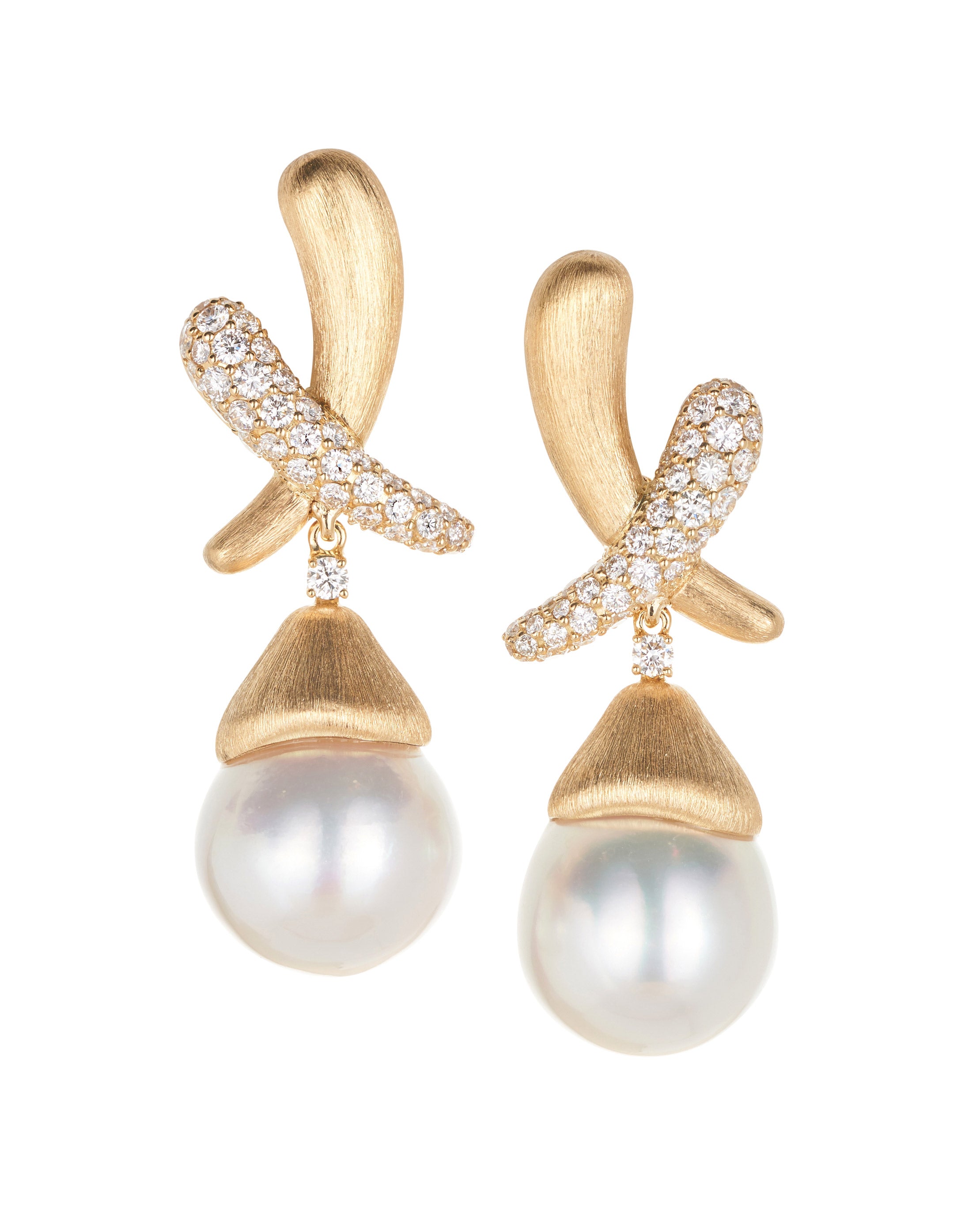 Kiss with South Sea Pearl Drop Earrings