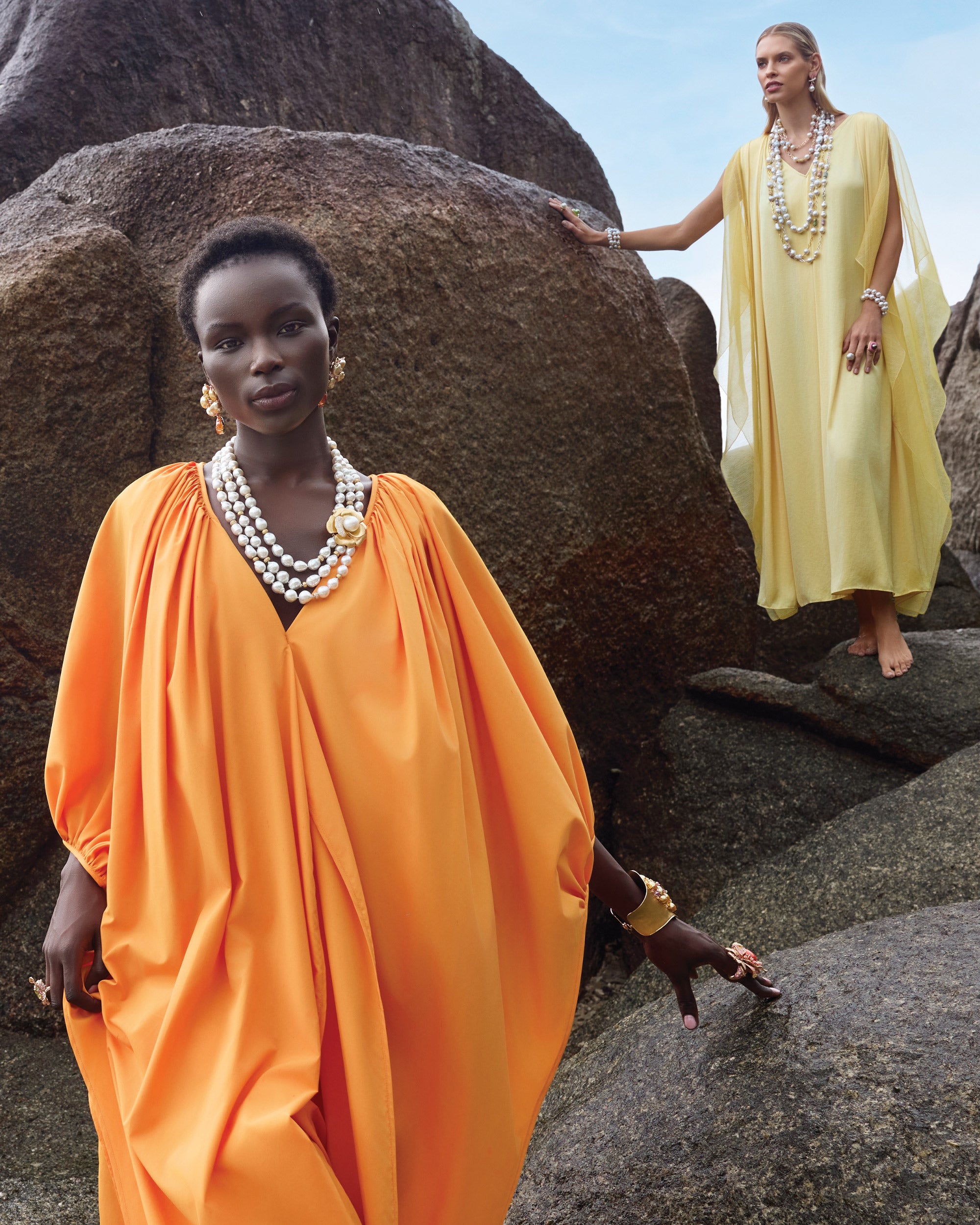 Golden Rose Pearl Necklace